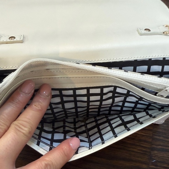 Halogen leather wallet chain, Crossbody 8X5.5 - Picture 7 of 9